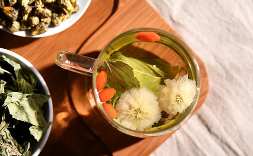 花草茶應該怎么搭配 常用花草茶的功效和禁忌