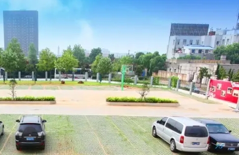 武漢學(xué)校周邊免費停車地點查詢方法