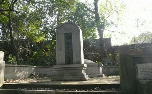 武漢九峰山陵園、扁擔(dān)山公墓價(jià)格