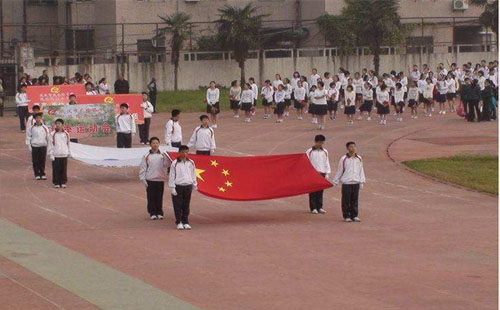 如何上武珞路實(shí)驗(yàn)中學(xué) 武珞路實(shí)驗(yàn)中學(xué)（地址+學(xué)費(fèi)+電話）