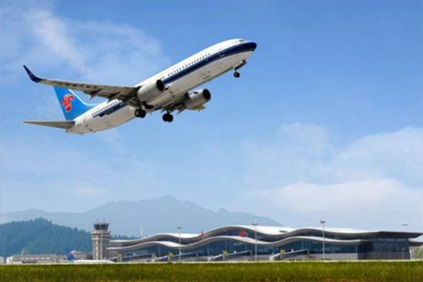 機(jī)場(chǎng)500.jpg