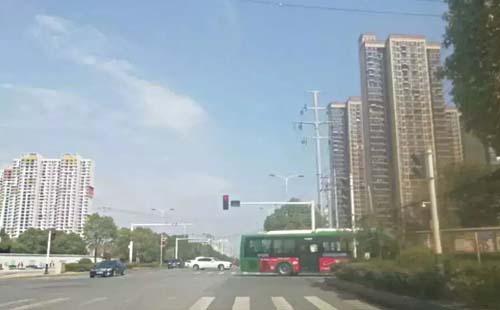 近日武漢915路公交車(chē)調(diào)整通知