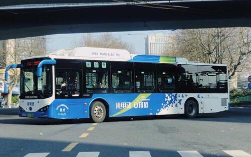 2月10日起杭州地鐵末班車延長(zhǎng)運(yùn)營(yíng)半小時(shí)_公交車次數(shù)增加