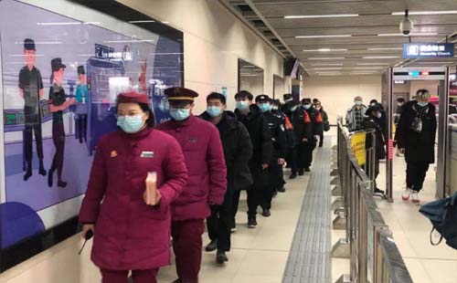 武漢地鐵入口可以擺地?cái)倖幔ń忉專?>
	</a>
	<div   id=
