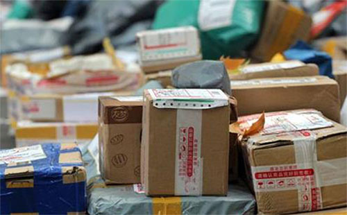 快遞禁止酒精類物品寄遞 全球疫情至少延續(xù)到6月份
