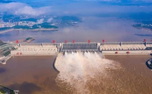 湖北發(fā)布119個(gè)預(yù)警信號(hào)大風(fēng)+雷電+暴雨來襲