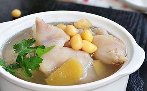潤(rùn)膚養(yǎng)顏藥膳推薦