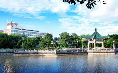 武漢市東湖醫(yī)院攜8位名醫(yī)解答市民就醫(yī)問題（什么是老年?。?>
	</a>
	<div   id=