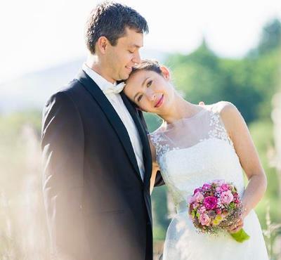 不到兩個(gè)月就要結(jié)婚了，但我不知道還要不要繼續(xù)下去