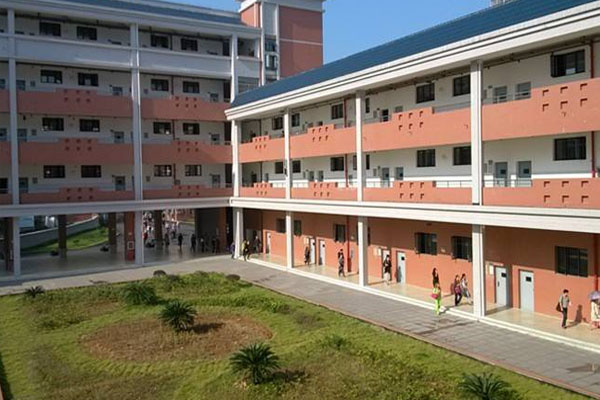 武珞路實驗初級中學招行簡章_入學條件_學費_對口小學
