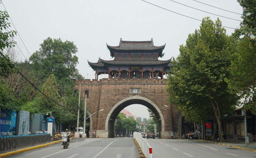 鐵門(mén)2.jpg