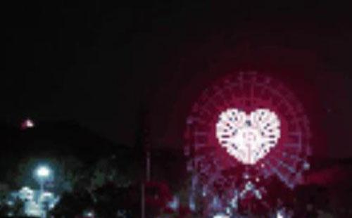 2022元旦東湖之眼摩天輪開啟彈幕表白