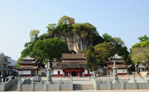 2020年獅巖景區(qū)最新門票優(yōu)惠政策_全國醫(yī)護工作者免門票