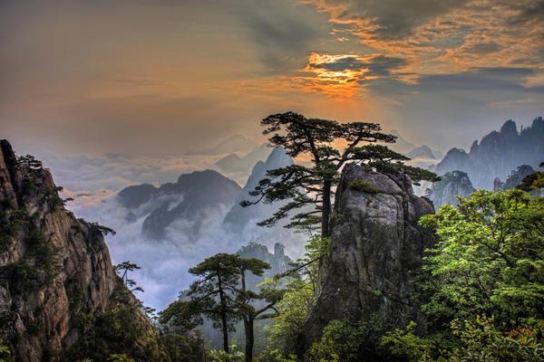小長假黃山景區(qū)游客已達(dá)上限已停止入園