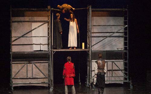 英法聯(lián)合制作-英國(guó)TNT劇院原版經(jīng)典話劇《巴黎圣母院》武漢站