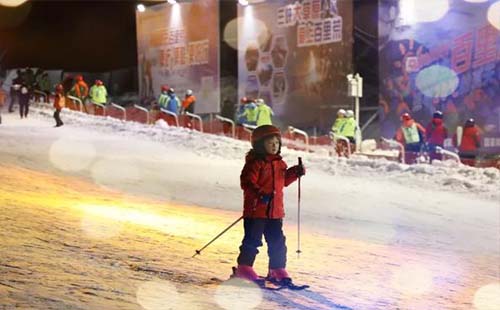 2020百里荒滑雪場(chǎng)冰雪節(jié)正式開啟（活動(dòng)項(xiàng)目+直通車預(yù)約）