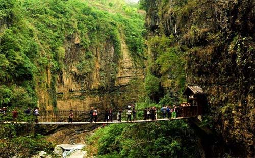 關(guān)于臨時(shí)關(guān)閉云龍地縫景區(qū)的公告（7月5日起）