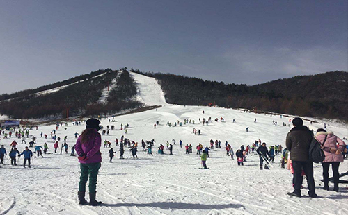 神農(nóng)架國(guó)際滑雪場(chǎng)攻略2019(門票價(jià)格+酒店+預(yù)約電話+開放時(shí)間)