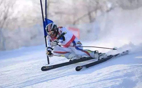 五峰國際滑雪場在哪里2019（電話+價格+游玩攻略）
