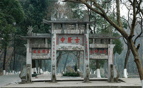 襄陽古隆中景點(diǎn)介紹 值得去玩嗎