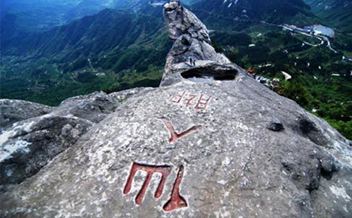 從武漢到麻城龜峰山風(fēng)景區(qū)怎么去(自駕+高鐵+景區(qū)簡(jiǎn)介)