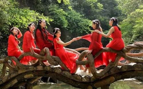 丹江口太極峽網(wǎng)紅項(xiàng)目6月免費(fèi)送