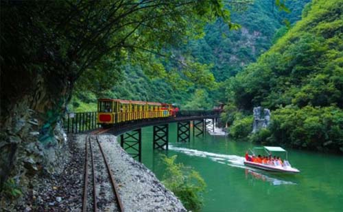 十堰九龍瀑大峽谷門(mén)票_路線_游玩攻略